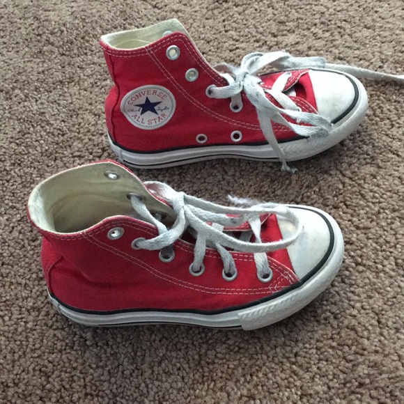 boys red converse